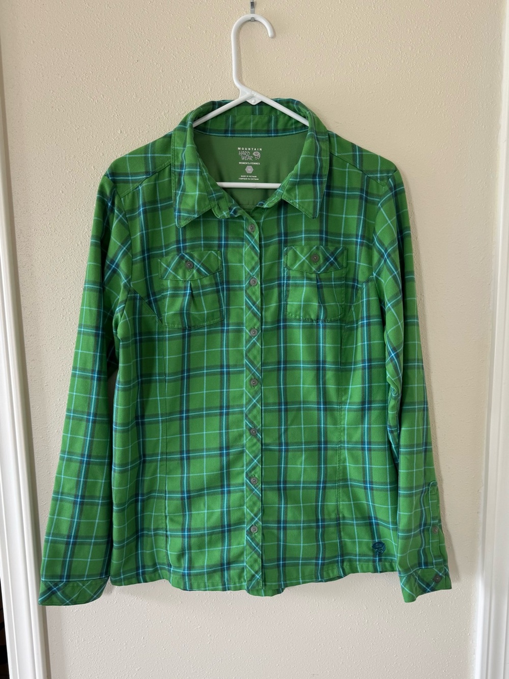 Mountain Hardwear Women’s Sz 12 Green Blue Plaid Button Down Shirt
